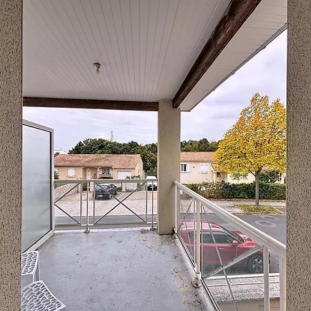 Tatil Evi Maison St Eloi - Futuroscope - Jardin